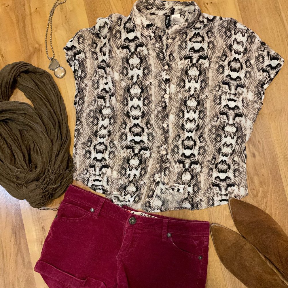 H&M Divided Snake Skin Print Crop Top  Size: 6